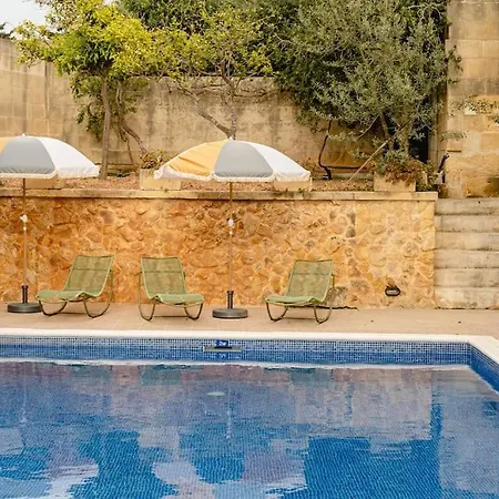 Charming & Stylish Historic With Pool *