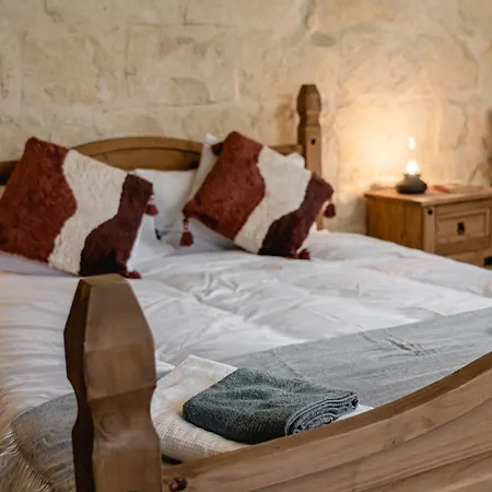 Charming & Stylish Historic With Pool