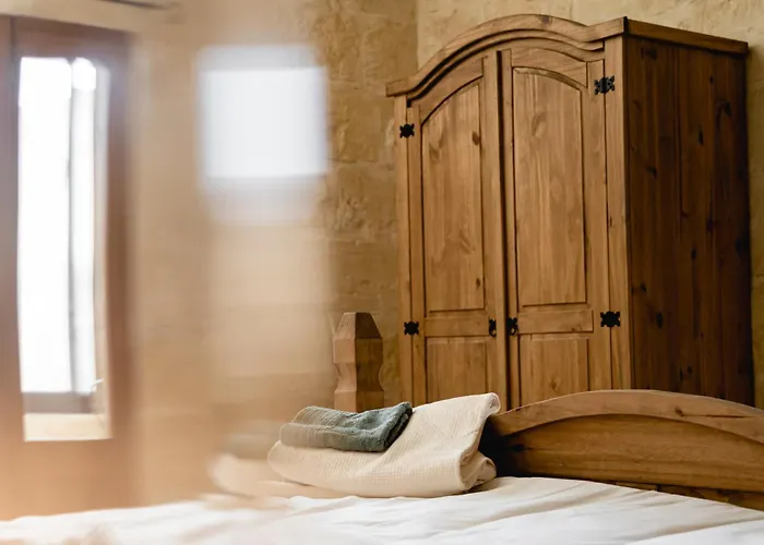 Charming & Stylish Historic With Pool Villa