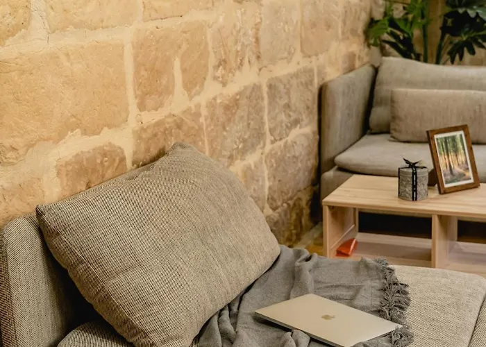 Villa Charming & Stylish Historic With Pool Xewkija