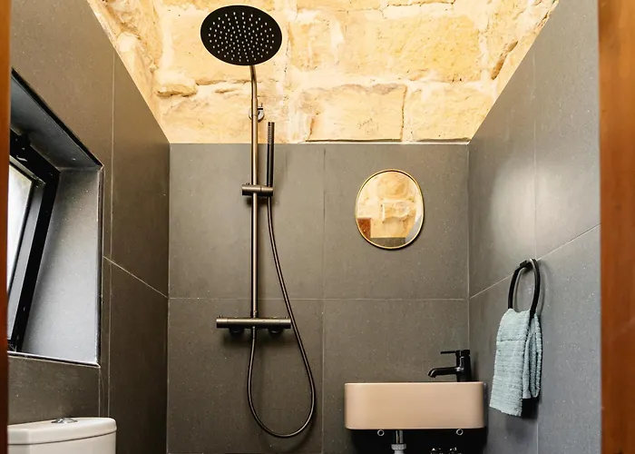 Villa Charming & Stylish Historic With Pool