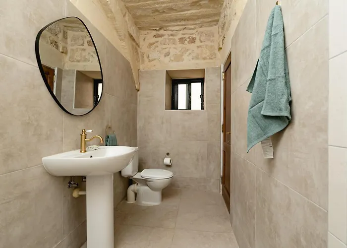 Charming & Stylish Historic With Pool Xewkija