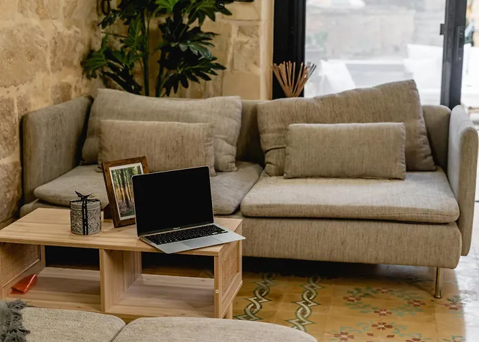 Charming & Stylish Historic With Pool