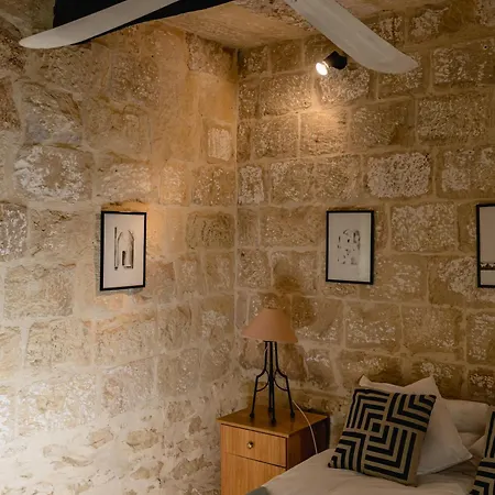 Villa Charming & Stylish Historic With Pool *