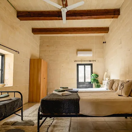Charming & Stylish Historic With Pool Villa *