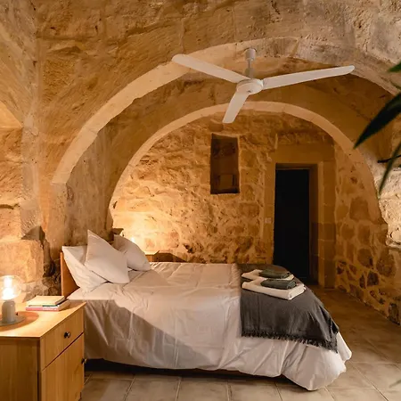 Charming & Stylish Historic With Pool * Xewkija
