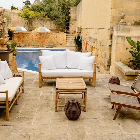 Charming & Stylish Historic With Pool *