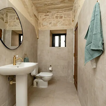 Charming & Stylish Historic With Pool Xewkija