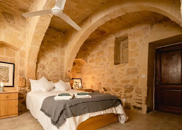 Charming & Stylish Historic With Pool * Xewkija